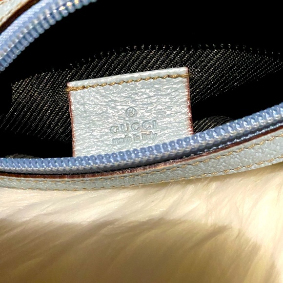 EUC Gucci Monogram clasp pouch/wallet with box - Picture 9 of 10